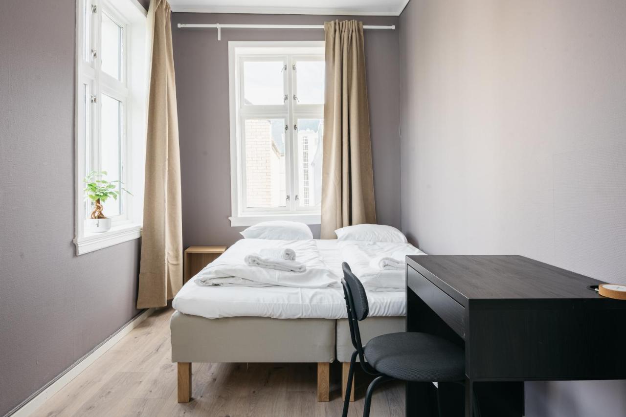 S54 - Private Rooms In The City Center Μπέργκεν Εξωτερικό φωτογραφία
